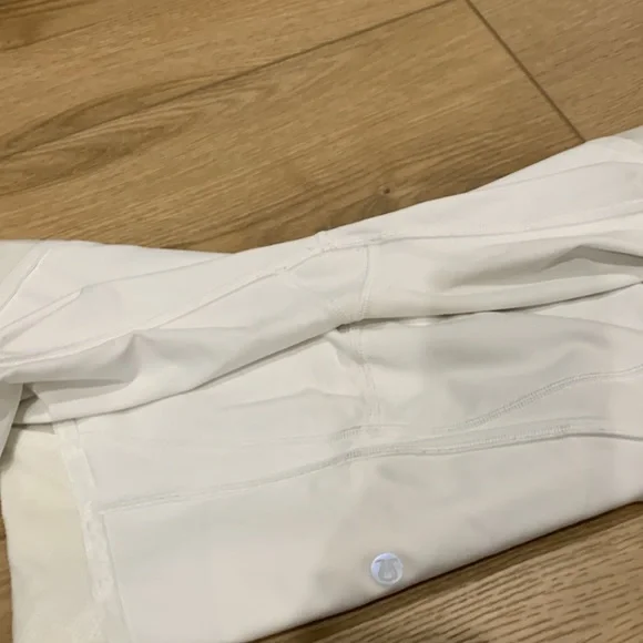 Lululemon rare pattern capri leggings - Picture 7 of 10